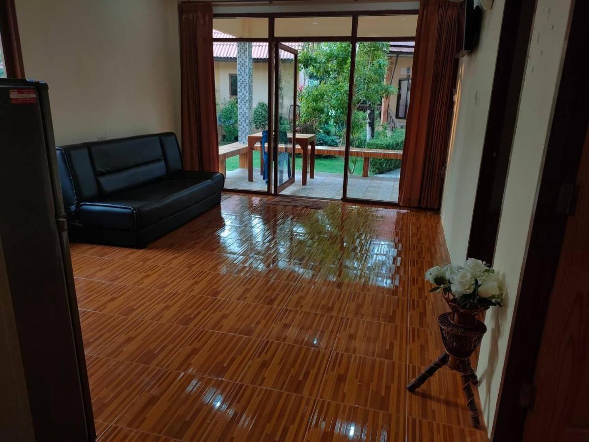 Kaibae Hut Resort 2*
