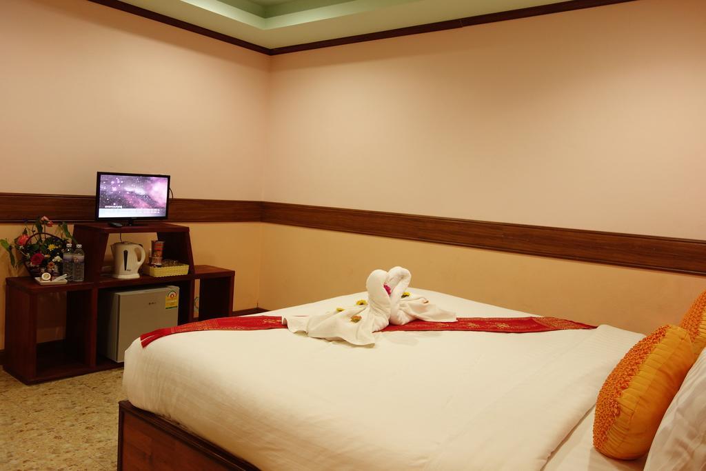 Airport Phuket Garden Resort 3*