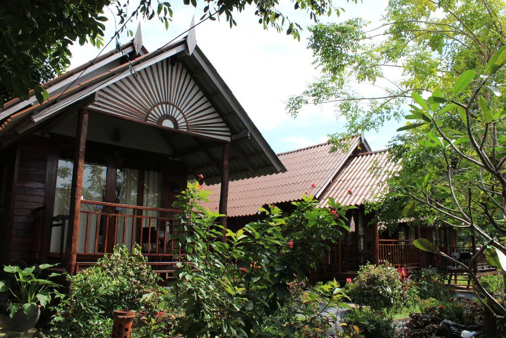 Resort Lanta Happy Hill 2*