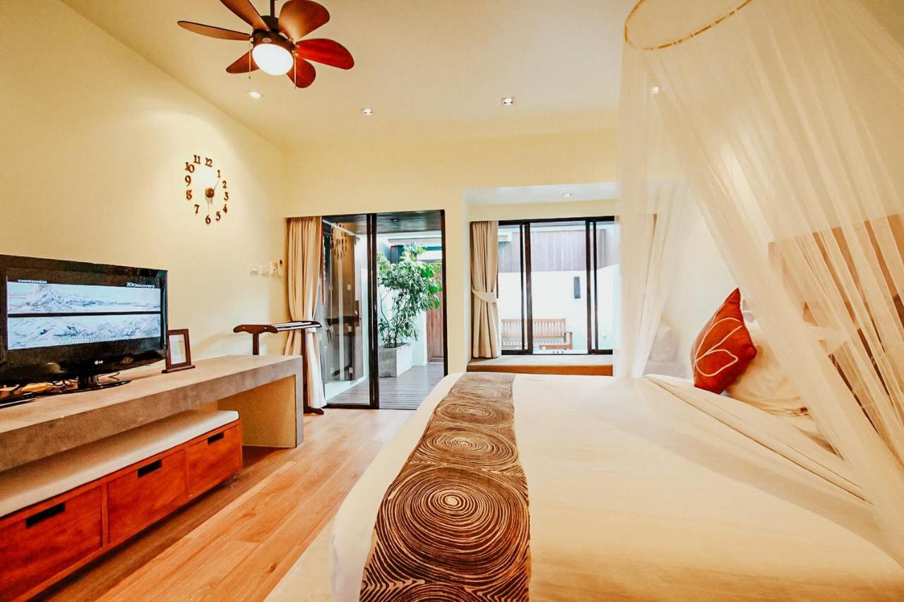 Resort Mimosa & 4*