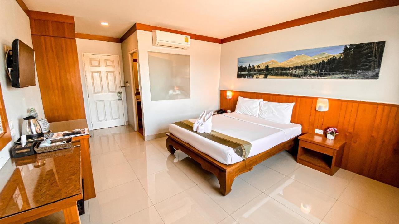 Hotel K2 @ Airport 2*