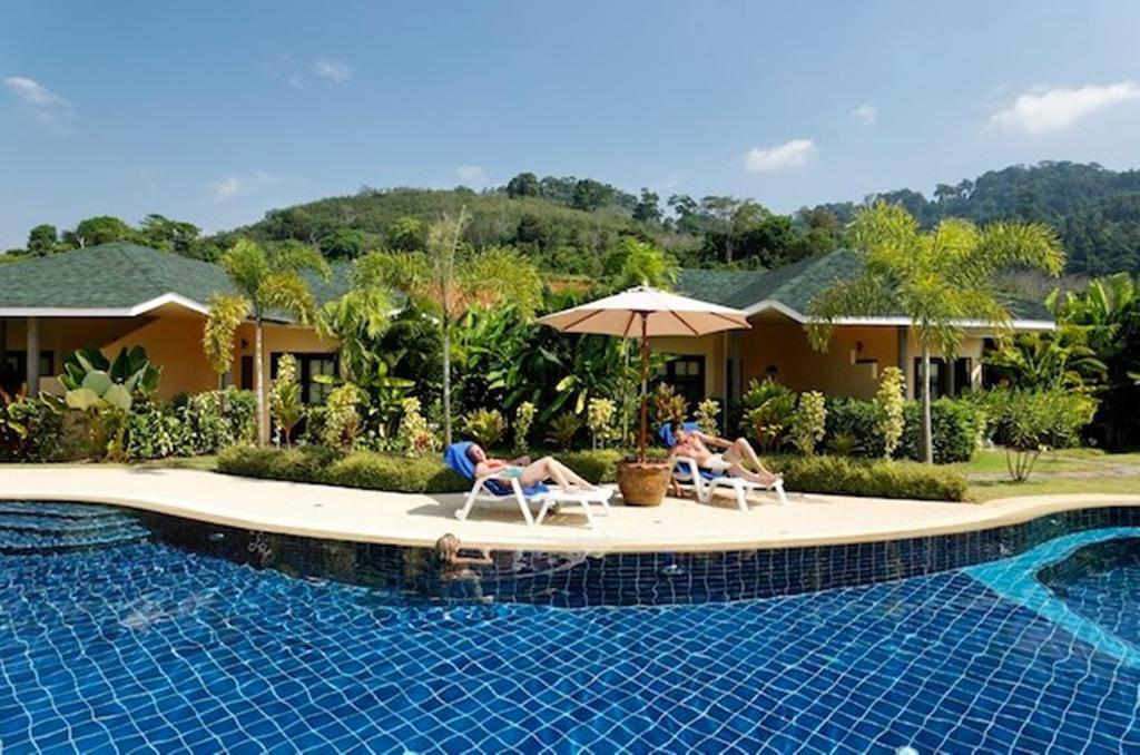 Resort Palm Garden