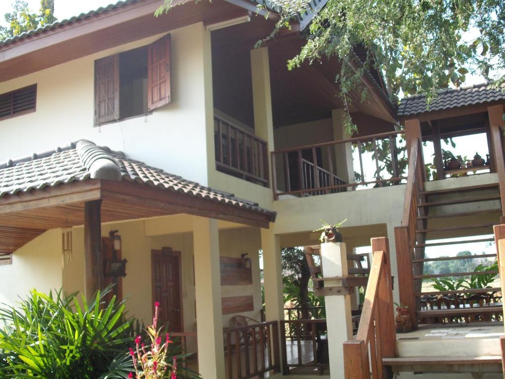 Ban Chomna 3* Chiang Rai