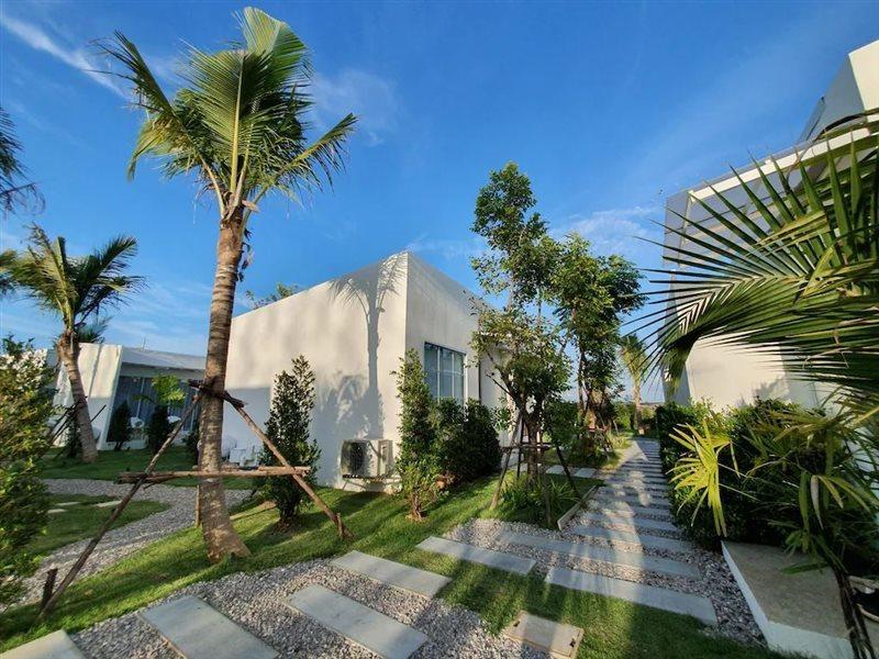 Resort Meet Boutique Surat Thani