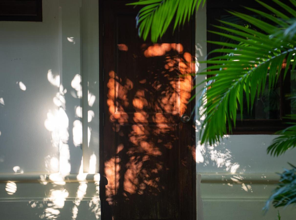 Ban Haad Sai - Beachfront Private Villa