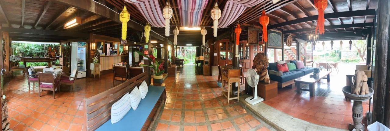 Baansuwanburi - บ้านสุวรรณบุรี Resort 3*