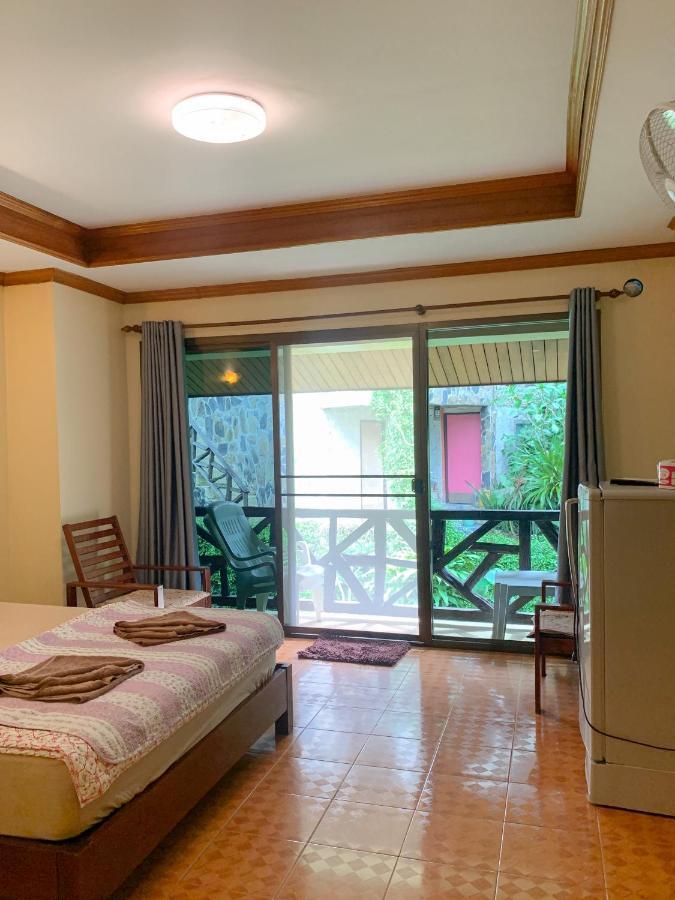 Hostel Hut *
