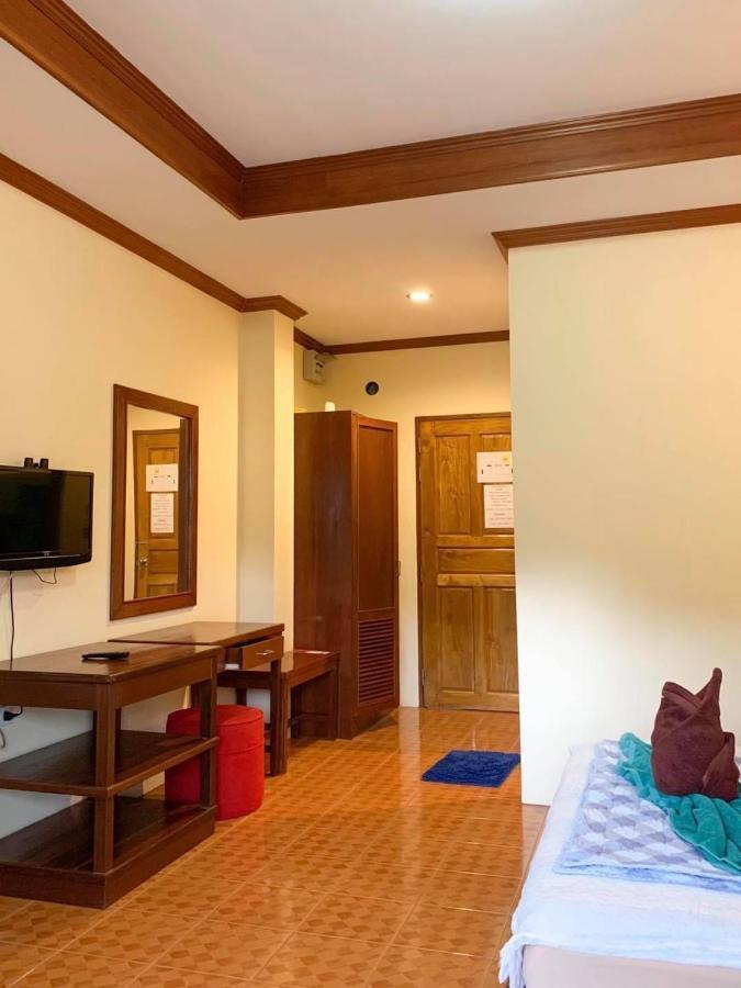 Hostel Hut *