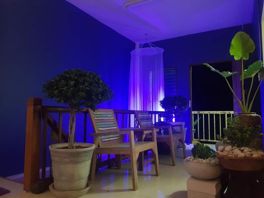 Seven 77 Club Hostel