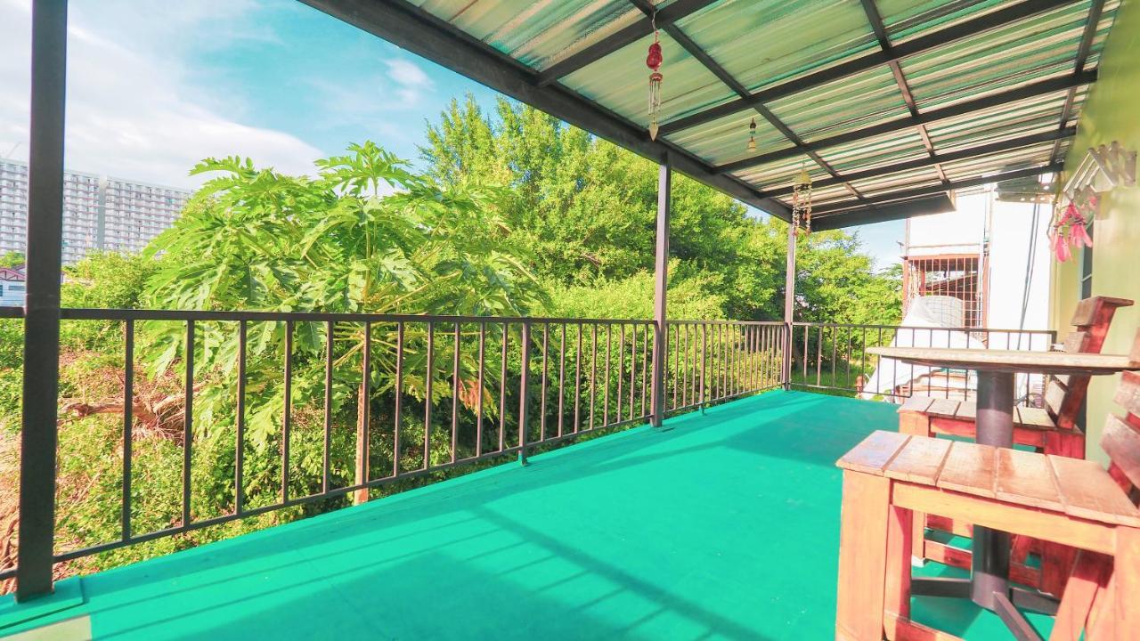 Guest house Joy House 2*