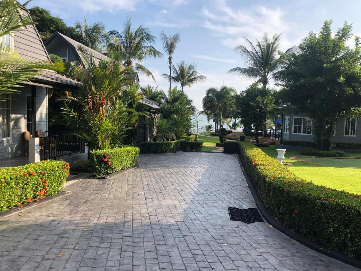 Resort Crown View