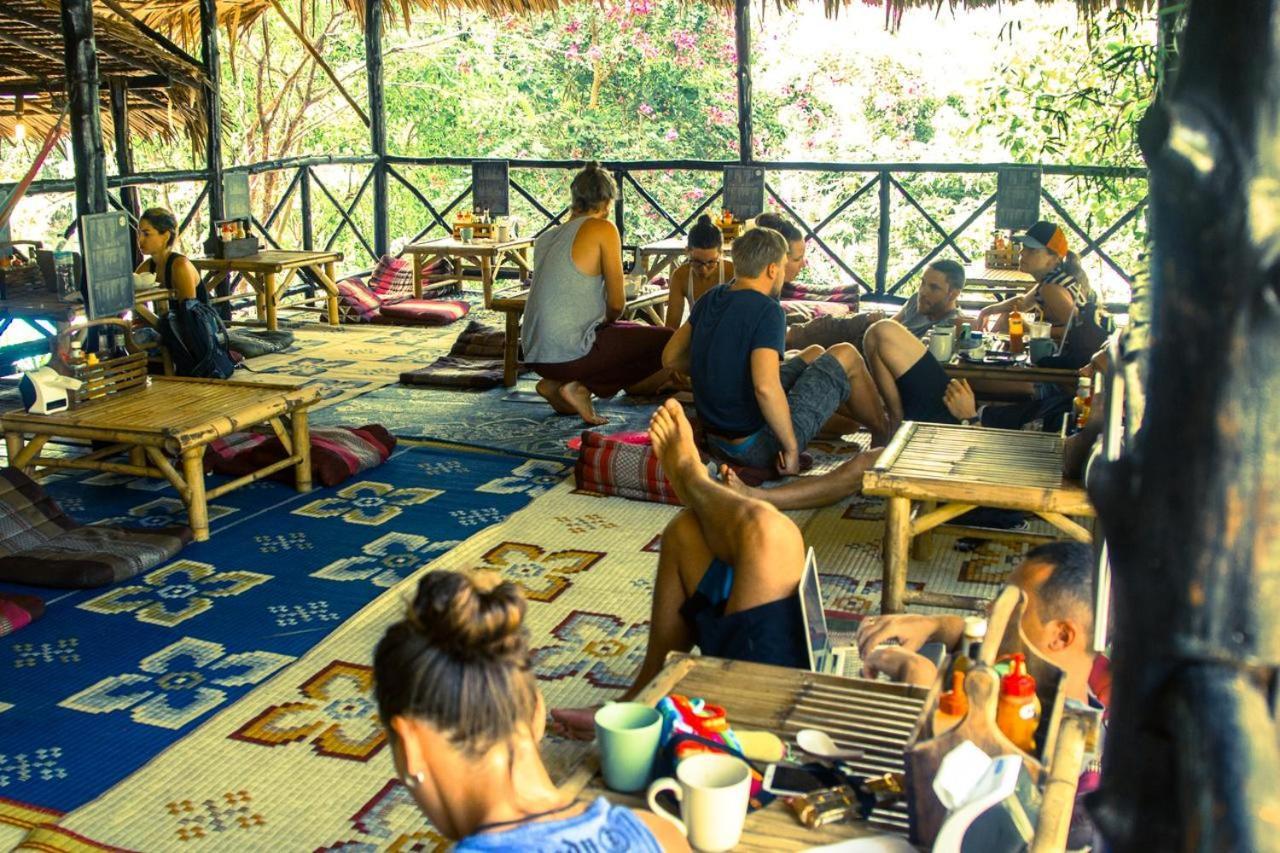 Shiralea Backpackers Haad Yao