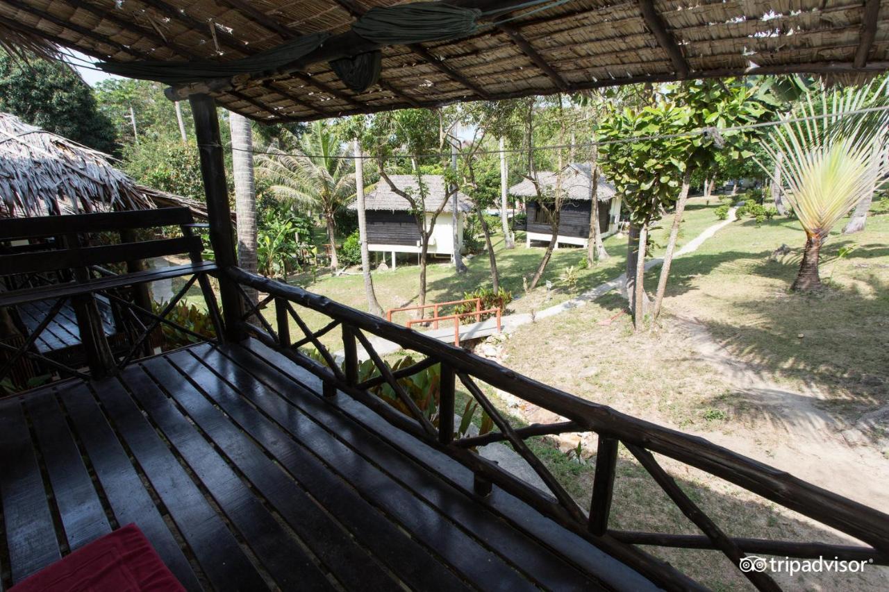 Shiralea Backpackers 2*