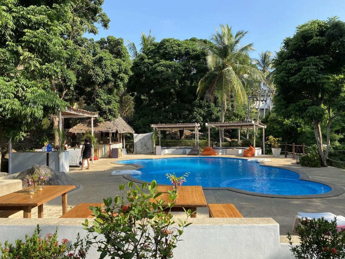 Resort Shiralea Backpackers