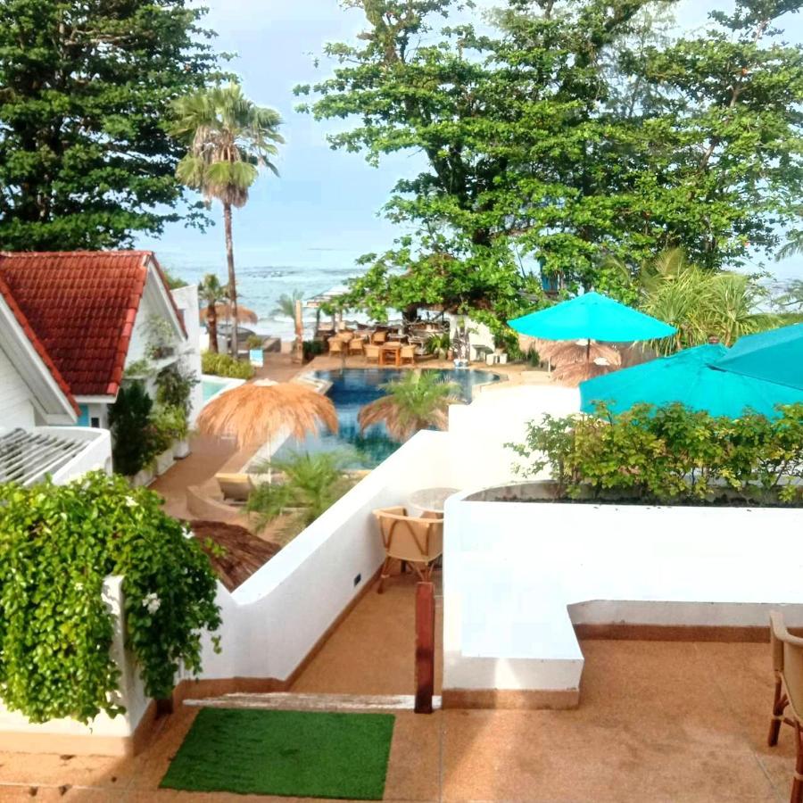 Ocean Breeze Khaolak Resort 4*