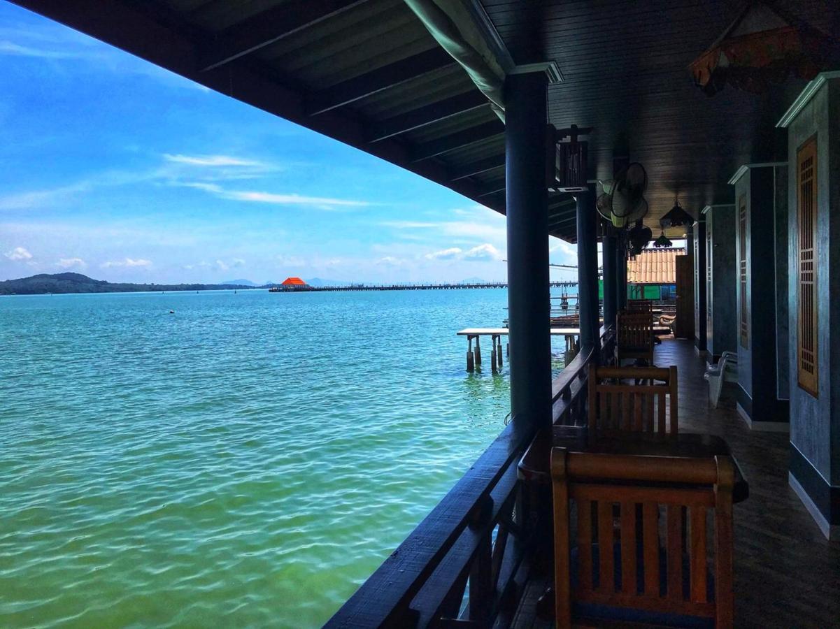 Mangrove House Lanta Old Town Guest house 2*