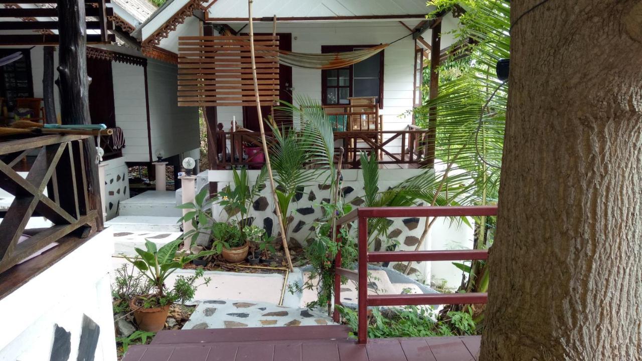 Comon Bungalow Haadchaophao