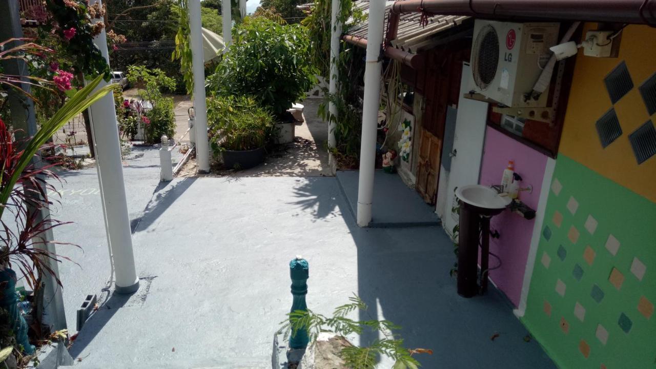 Resort Comon Bungalow Haadchaophao