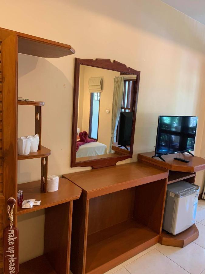 Rattana & Guest house 2*