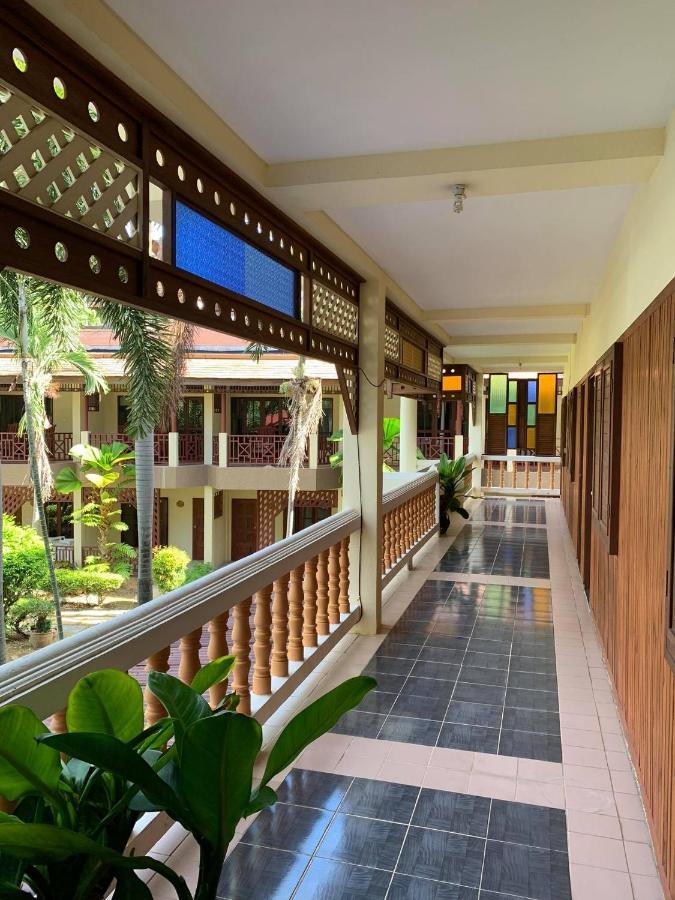 Rattana & Guest house Chaweng (Koh Samui)