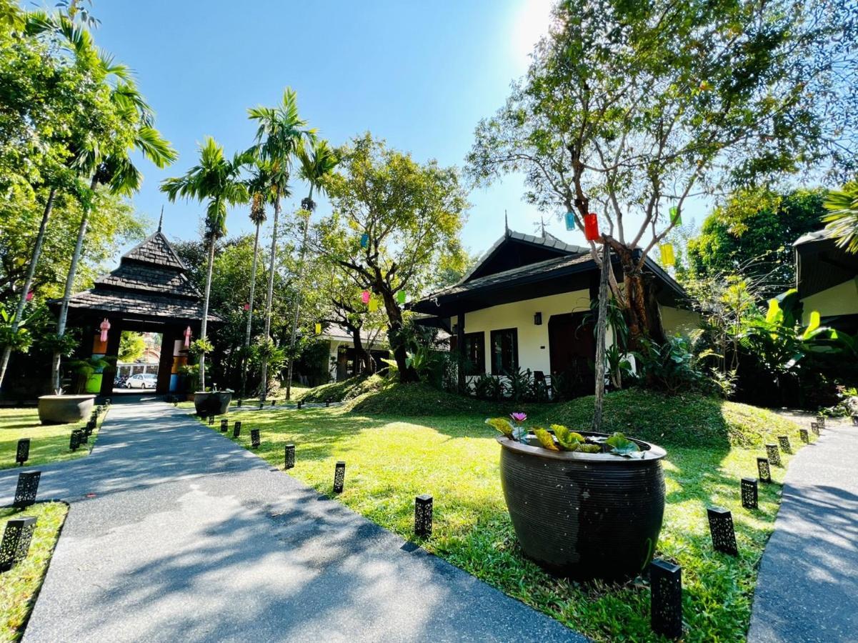 Resort Na Mantra 4*