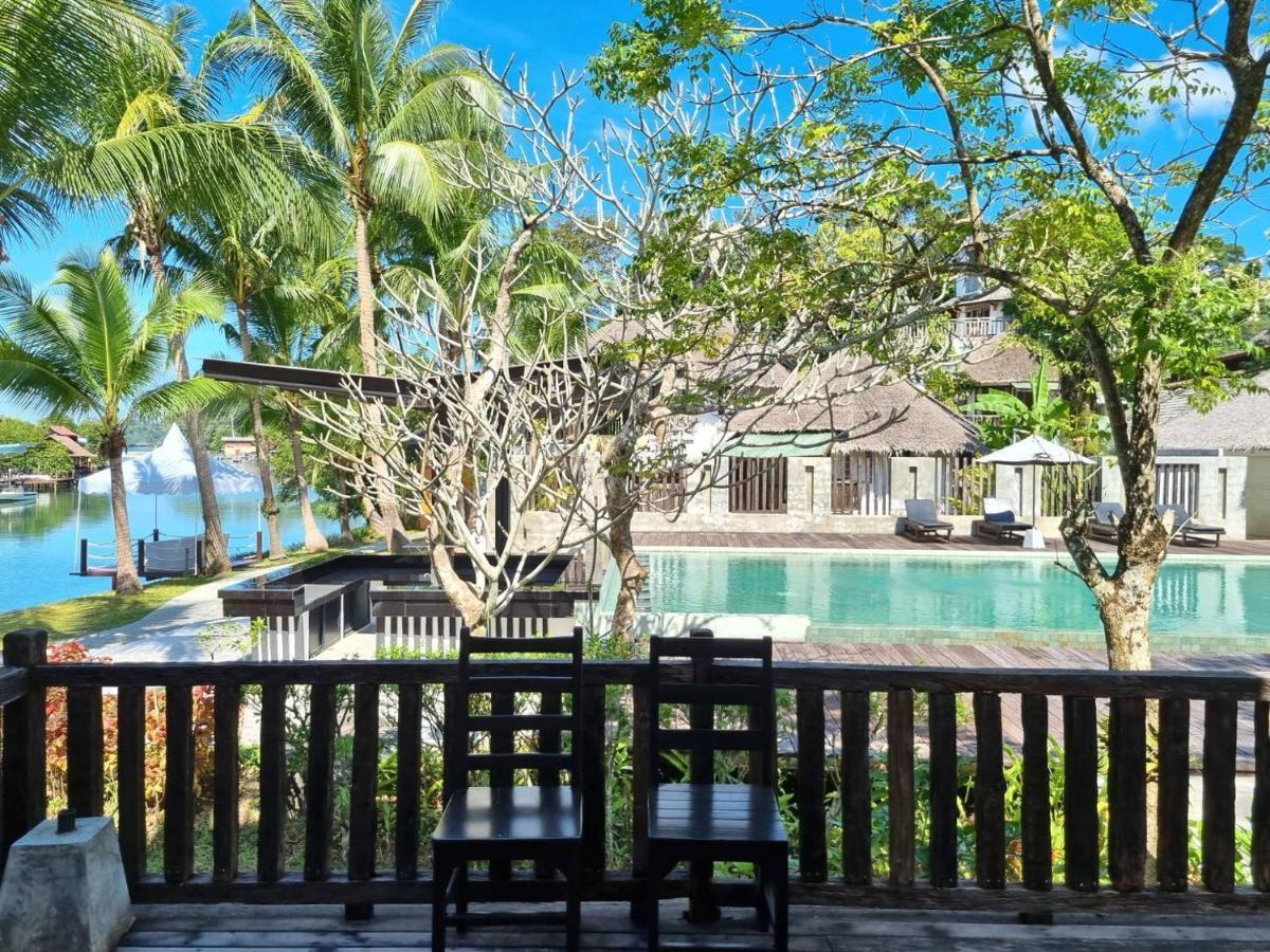 Aana & Resort 4*