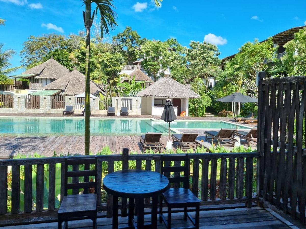 Aana & Resort