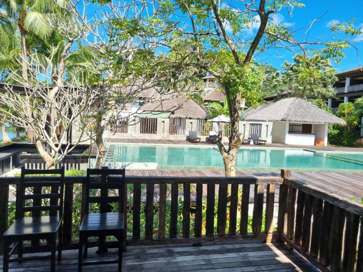 Resort Aana & 4*