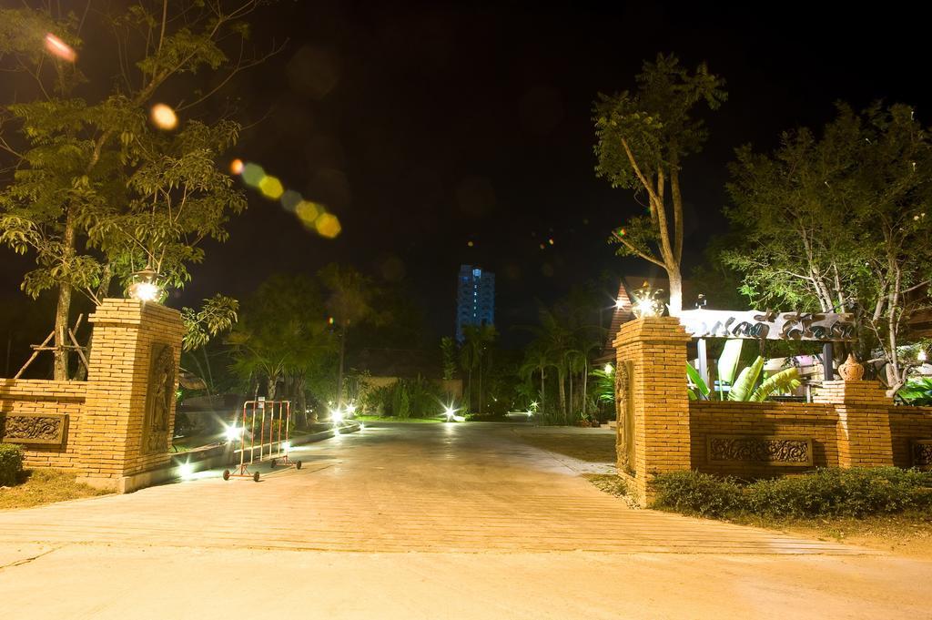Resort Inrawadee Jomtien Beach