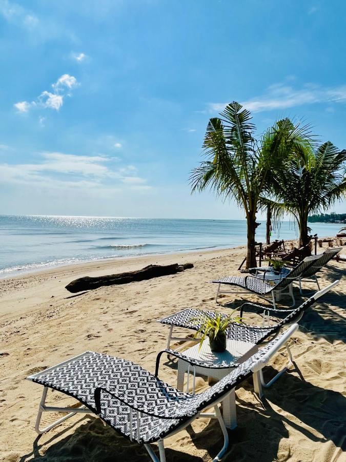 Sabaii Bay 3* Baan Tai