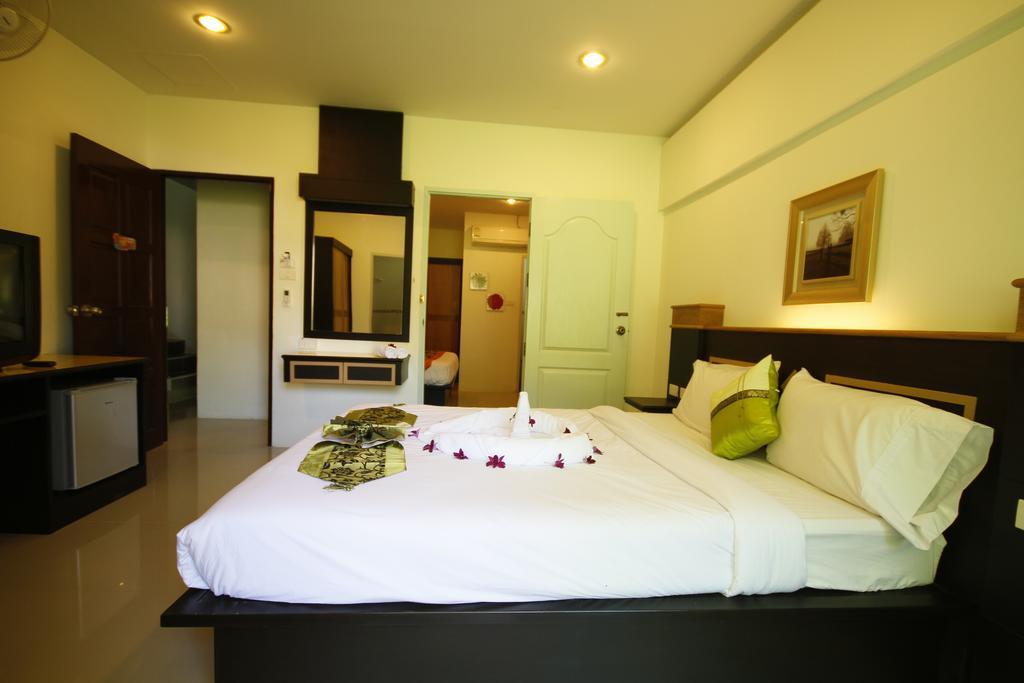 Yindee Hotel 2*