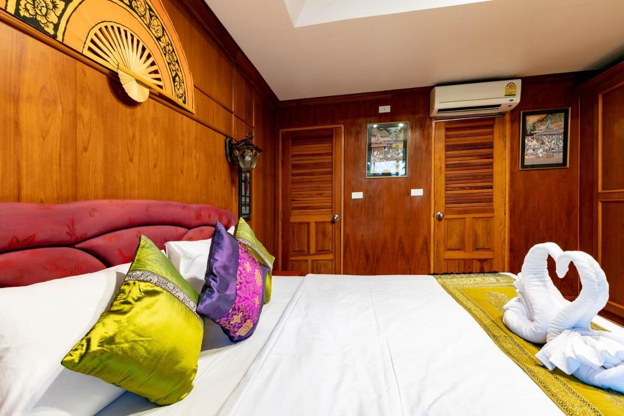 Royal Phawadee Village - 2 Minutes Walk To The 4*