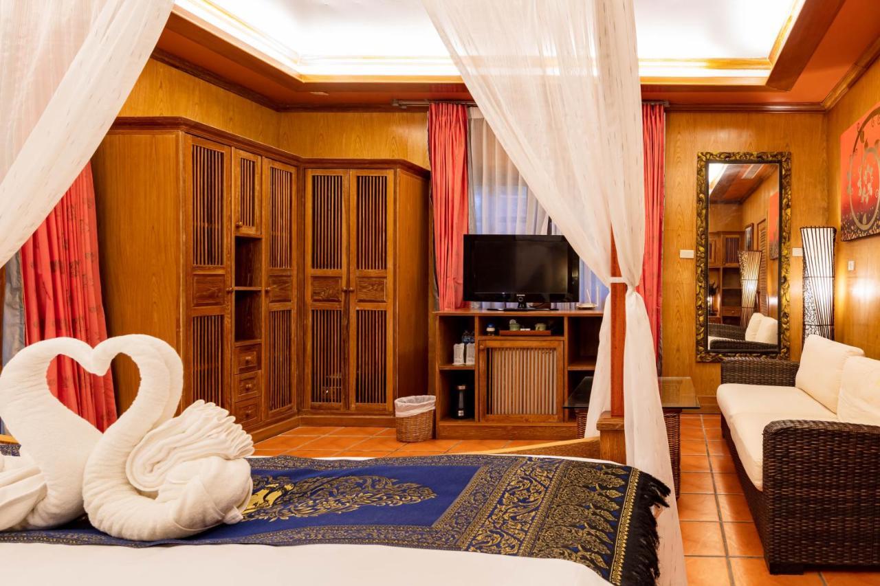 Hotel Royal Phawadee Village - 2 Minutes Walk To The 4*