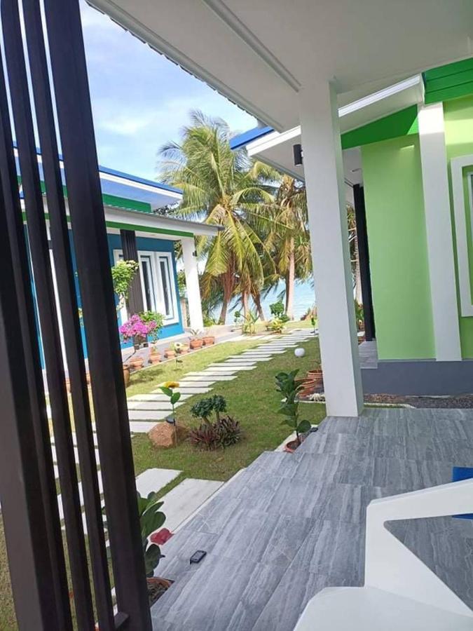 Coco Sea Bangpo Guest house *