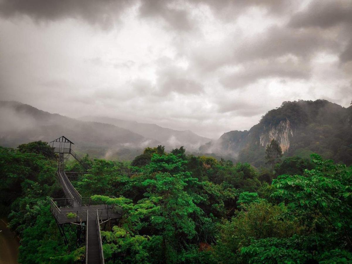 Resort Khao Sok Tree House 4*