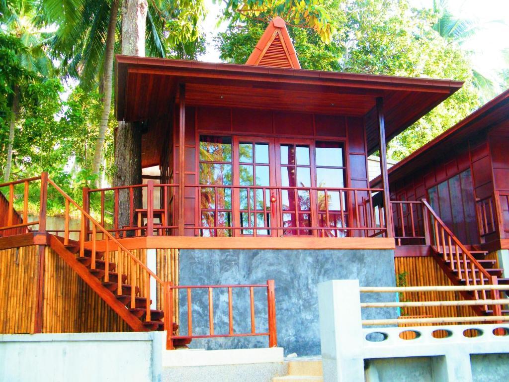 Cyana Resort