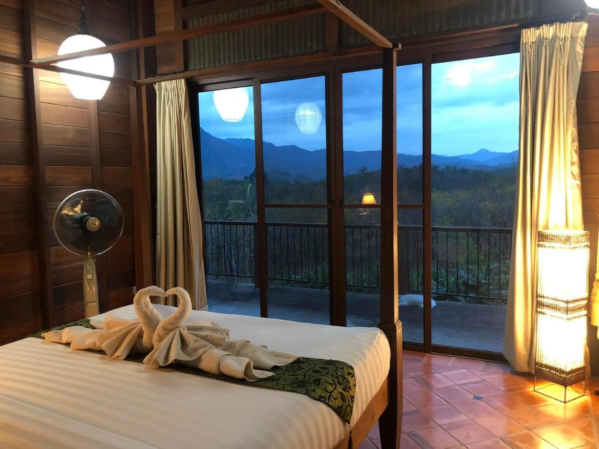 Billion Views Khaosok Guest house *