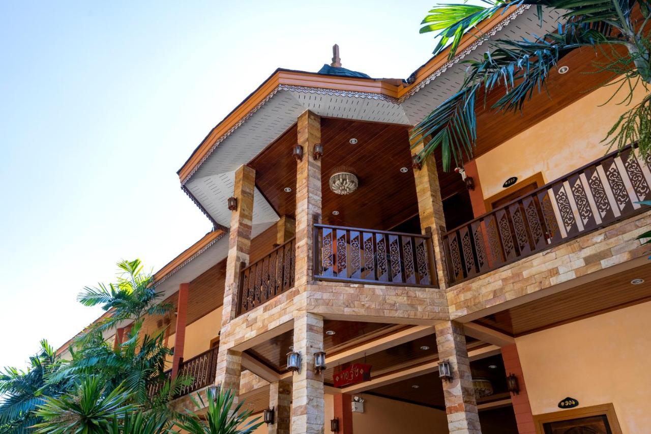 Resort Coconut Resort,