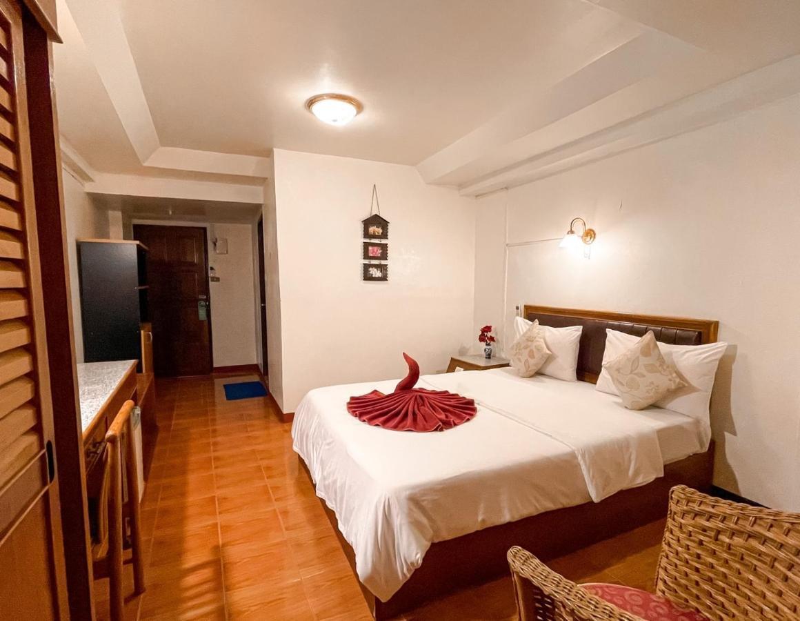 Hotel Bonny 4 Floors No Elevator