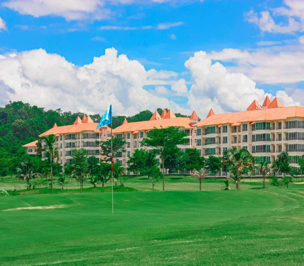 Resort Happy Golf & Chiang Rai