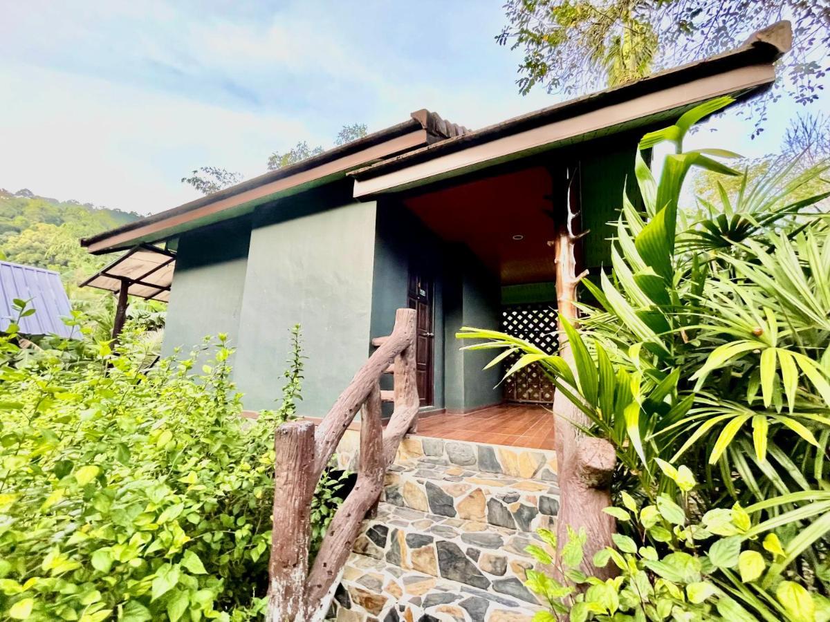 Khao Sok Valley - Sha Certified Resort 2*