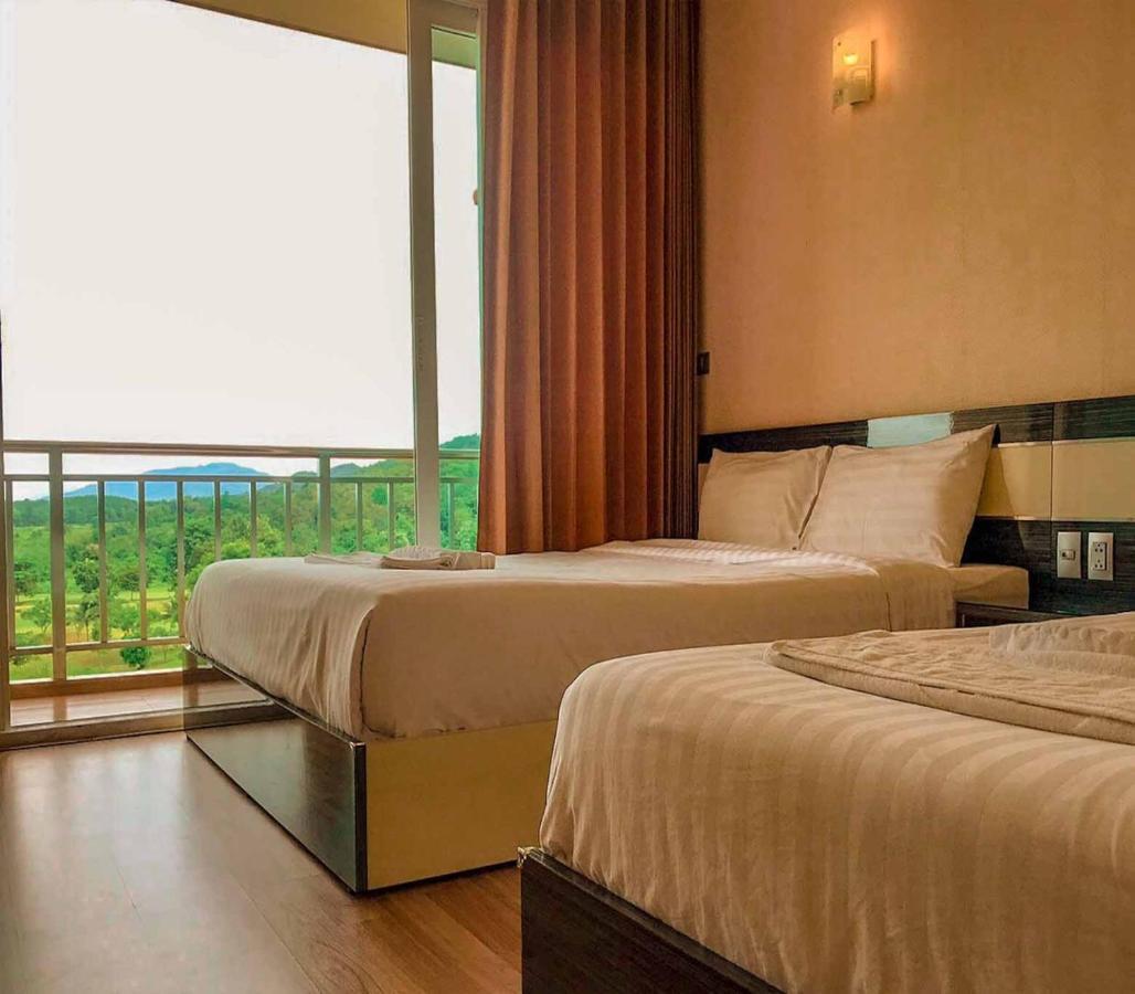 Resort Happy Golf & Chiang Rai