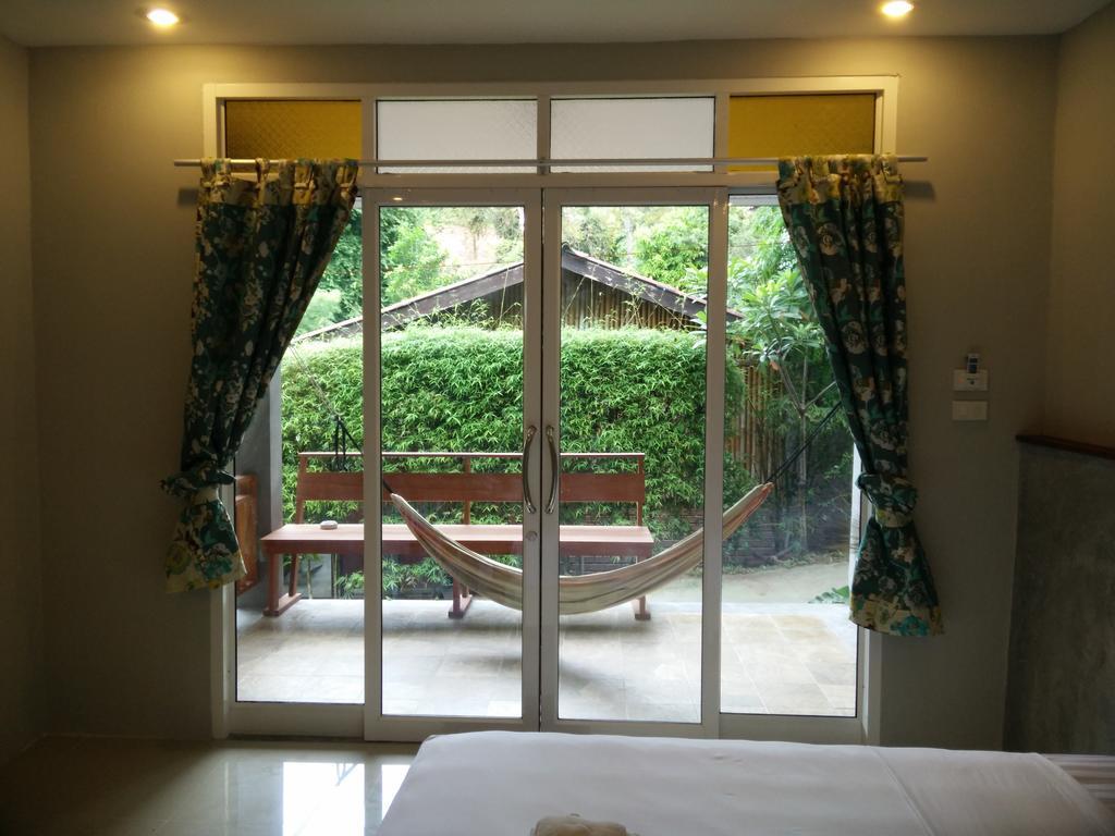 Resort Benjamin's Hut 2*