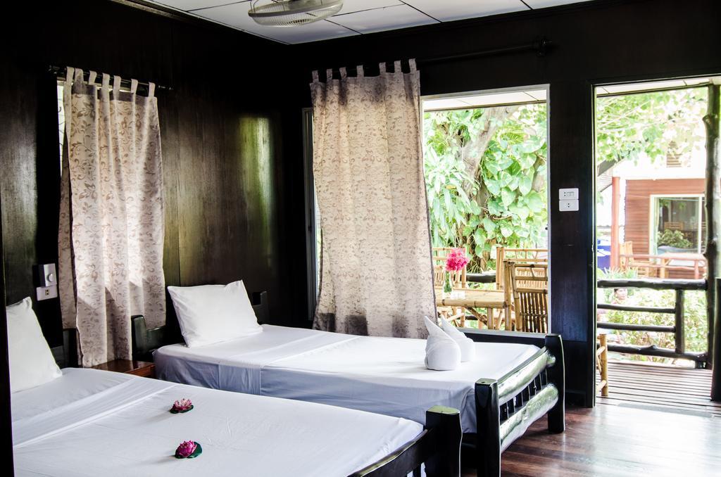 Sea Garden Hostels *