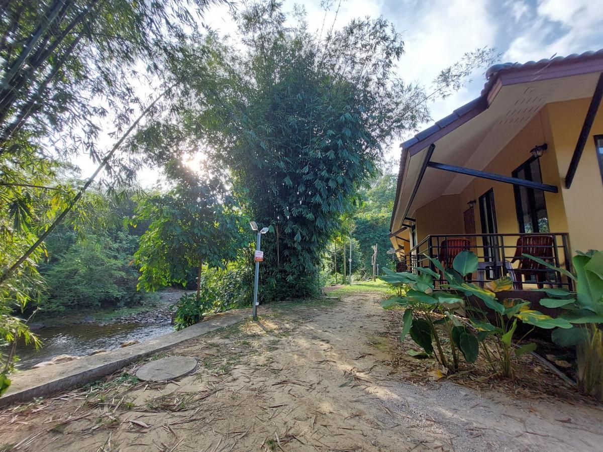 Khaosok Rainforest Resort 3*