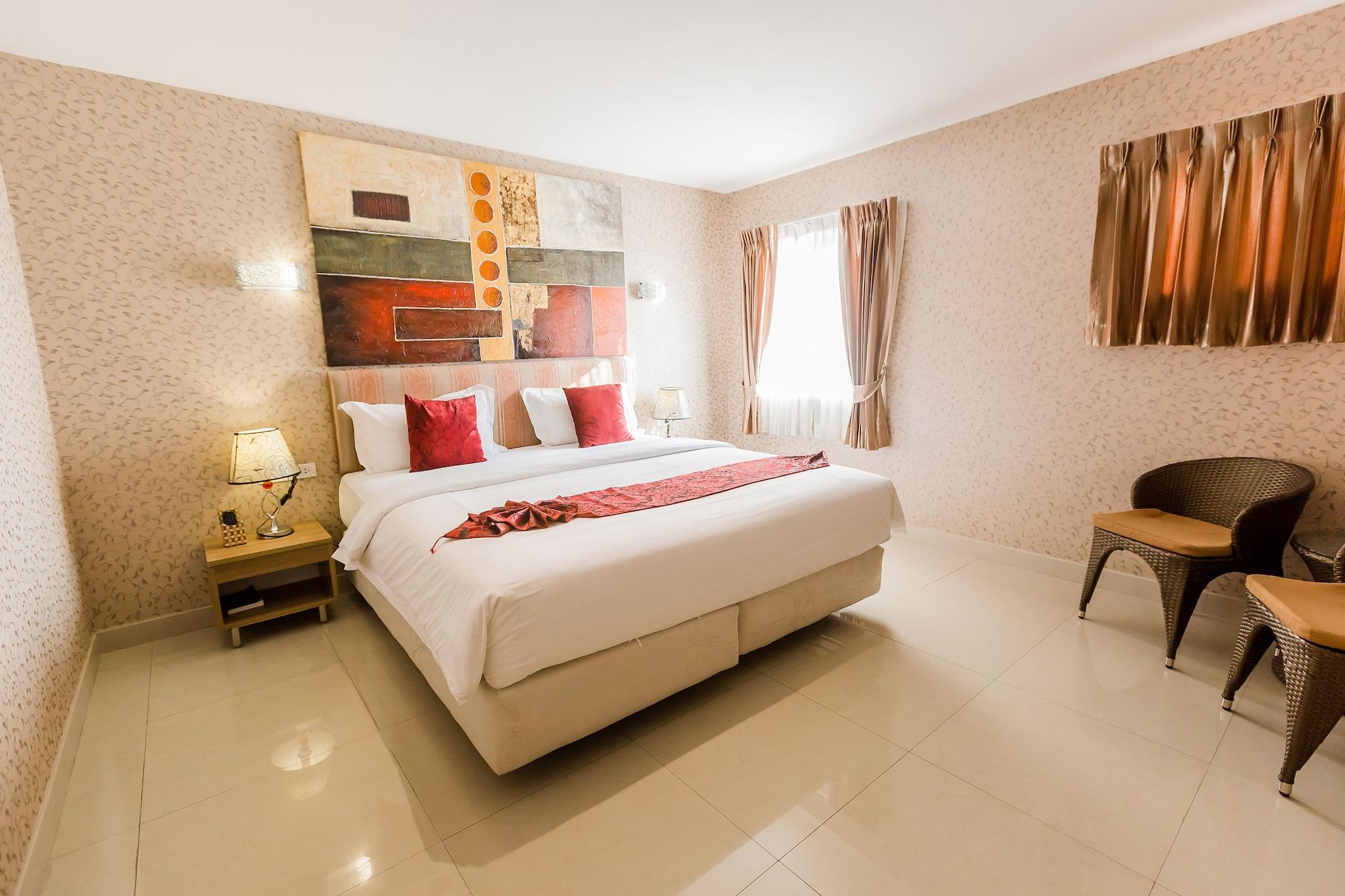 Hotel Roseate 3*