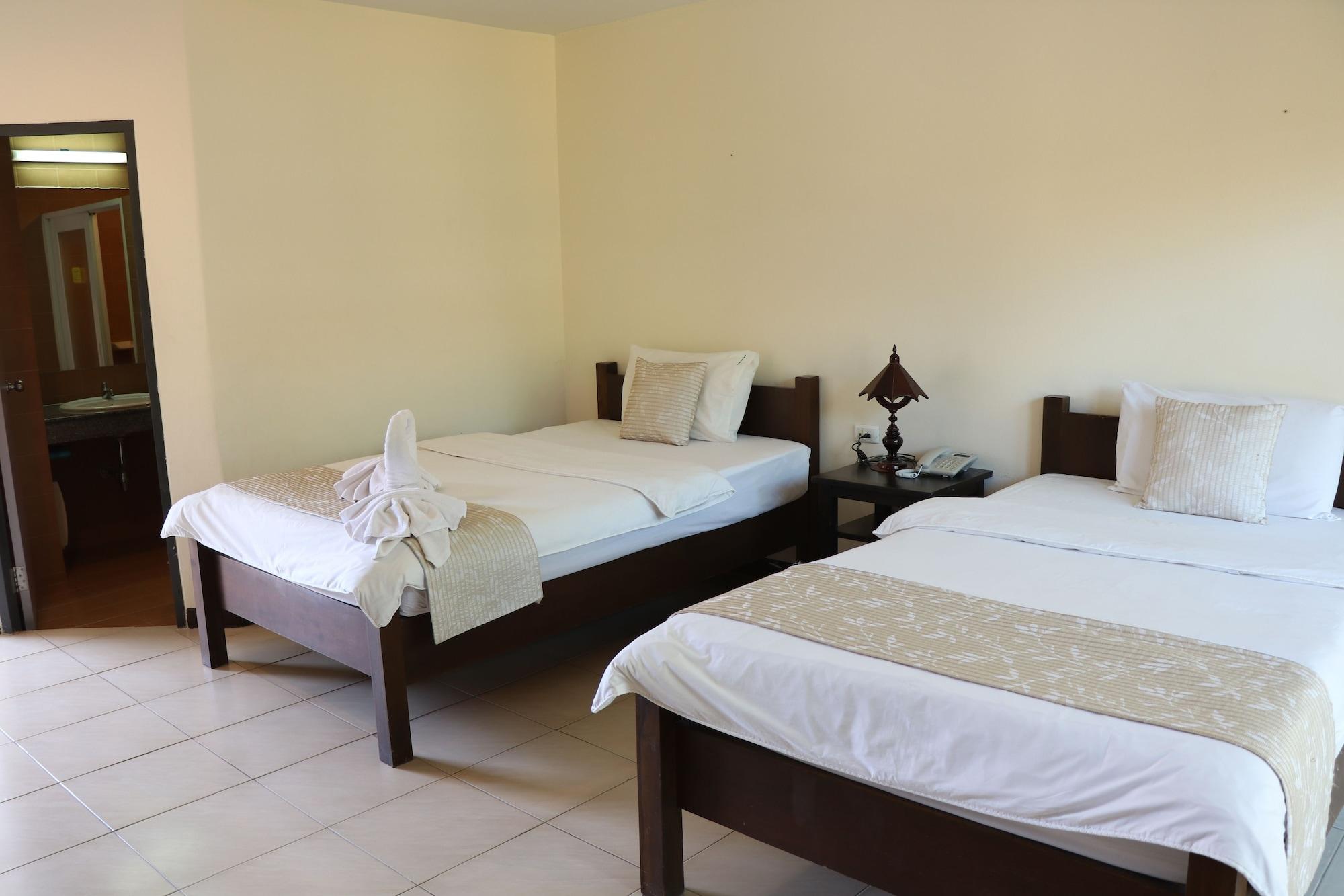 Bacchus Hotel Pran Buri