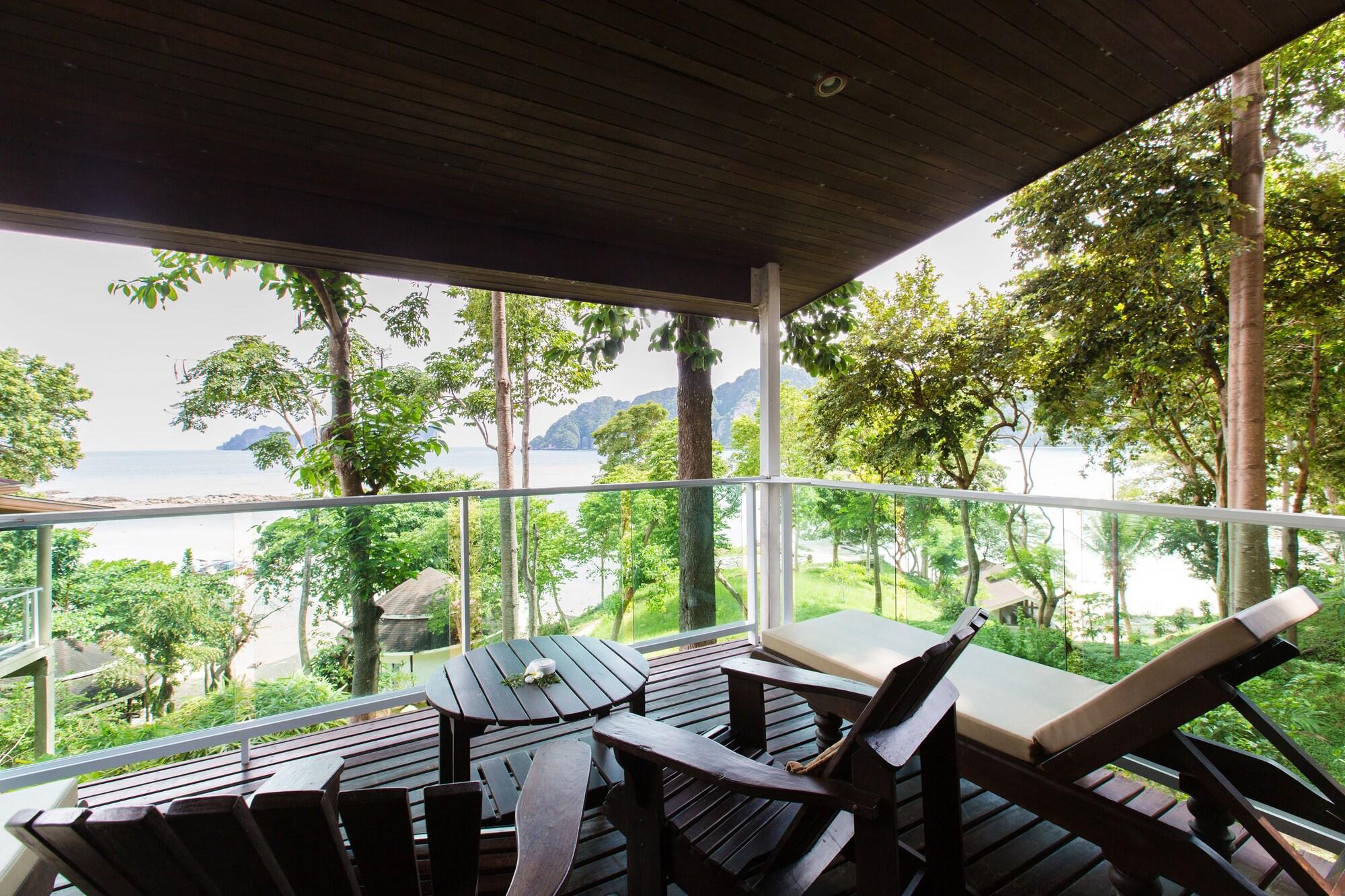 Bayview Premier Resort 3*
