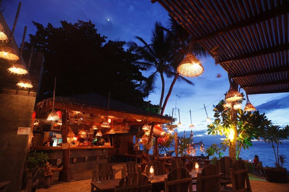 Resort Through