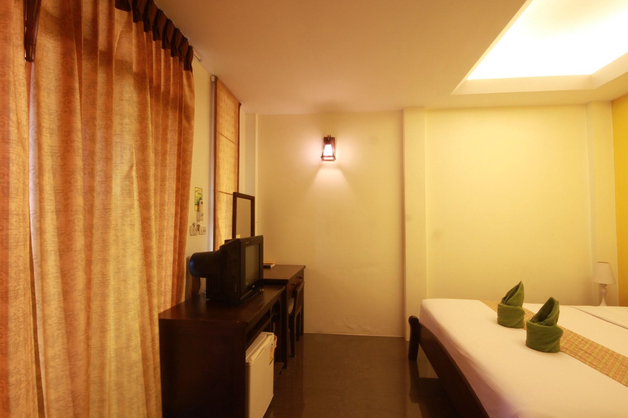Resort Tharathip Koh Phangan - Sha Wok Tum